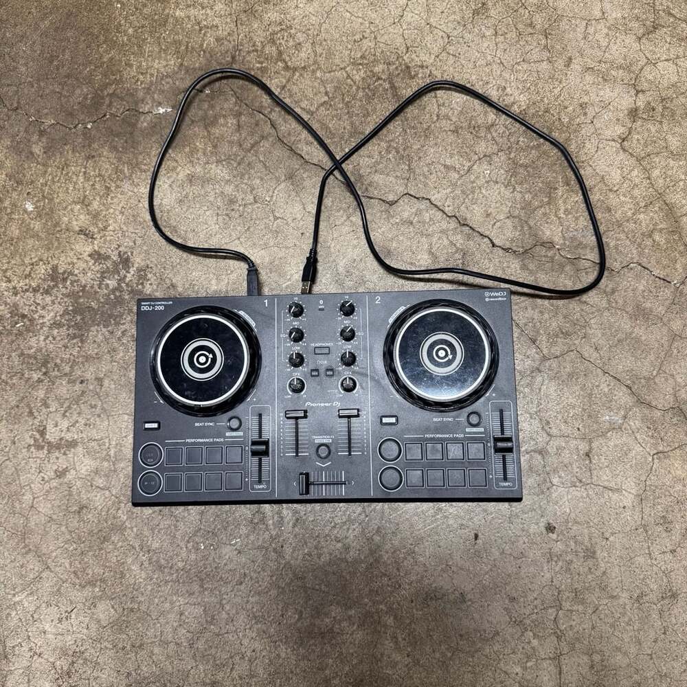 Pioneer DJ DDJ-200 Smart DJ Controller